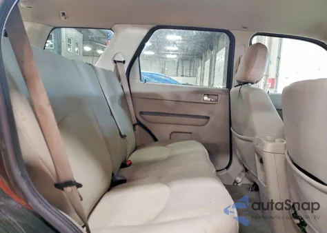 2008 Mercury Mariner из США, поврежденный, VIN 4M2CU81Z98KJ20242